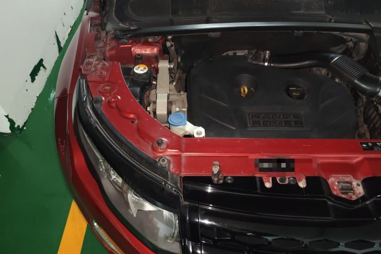 Used Land Rover Range Evoque 2012 2.0T 5-Door Ignite Edition Engine Bay Right