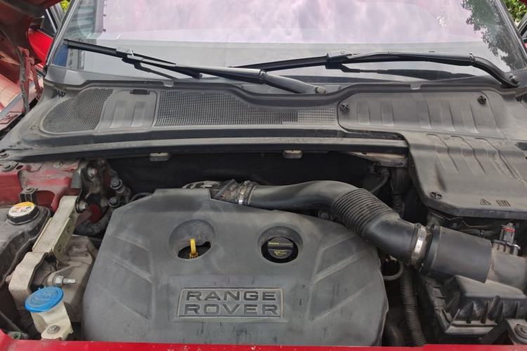 Used Land Rover Range Evoque 2012 2.0T 5-Door Ignite Edition Engine Bay