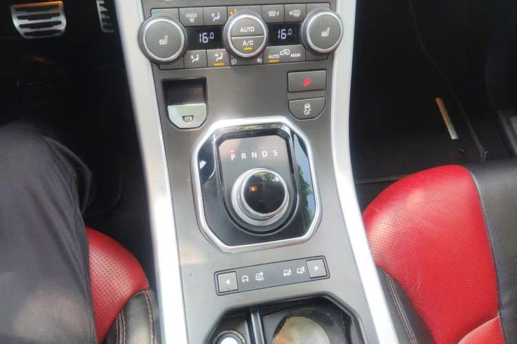 Used Land Rover Range Evoque 2012 2.0T 5-Door Ignite Edition Gear Lever