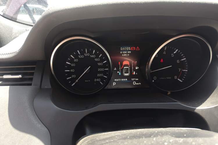 Used Land Rover Range Evoque 2012 2.0T 5-Door Ignite Edition Instrument Cluster