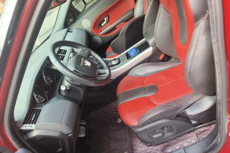 Used Land Rover Range Evoque 2012 2.0T 5-Door Ignite Edition Left Front Seat