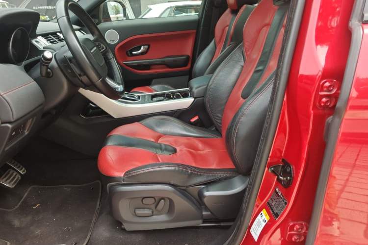 Used Land Rover Range Evoque 2012 2.0T 5-Door Ignite Edition Left Front Seat