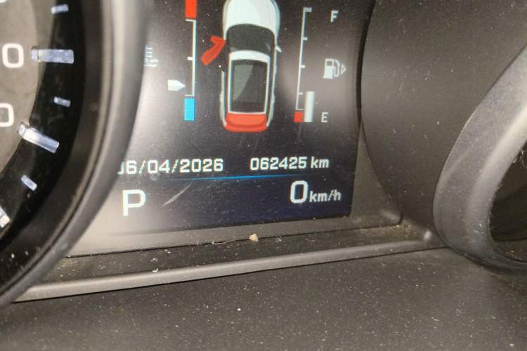 Used Land Rover Range Evoque 2012 2.0T 5-Door Ignite Edition Odometer Close Up