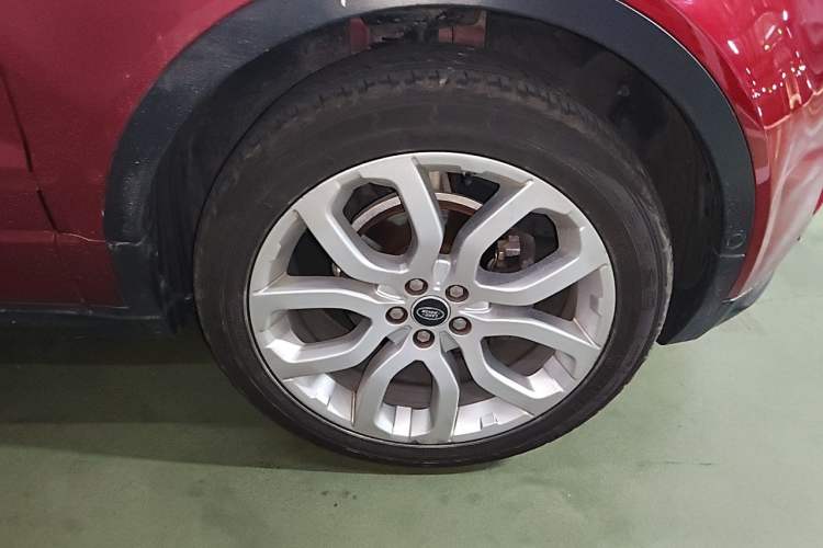 Used Land Rover Range Evoque 2012 2.0T 5-Door Ignite Edition Right Front Wheel Hub