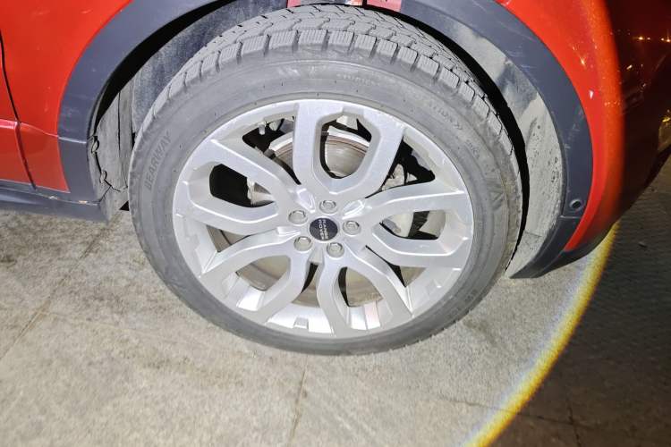 Used Land Rover Range Evoque 2012 2.0T 5-Door Ignite Edition Right Front Wheel Hub