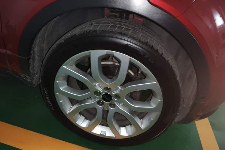 Used Land Rover Range Evoque 2012 2.0T 5-Door Ignite Edition Right Front Wheel Hub