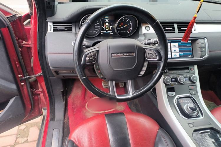 Used Land Rover Range Evoque 2012 2.0T 3-Door Ignite Edition Steering Wheel