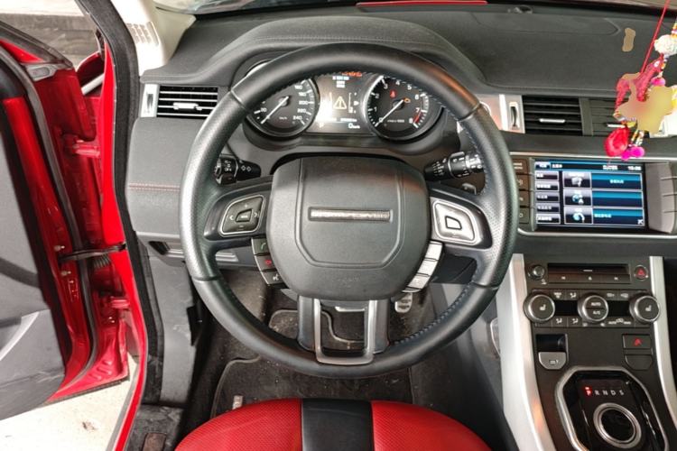 Used Land Rover Range Evoque 2012 2.0T 3-Door Ignite Edition Steering Wheel