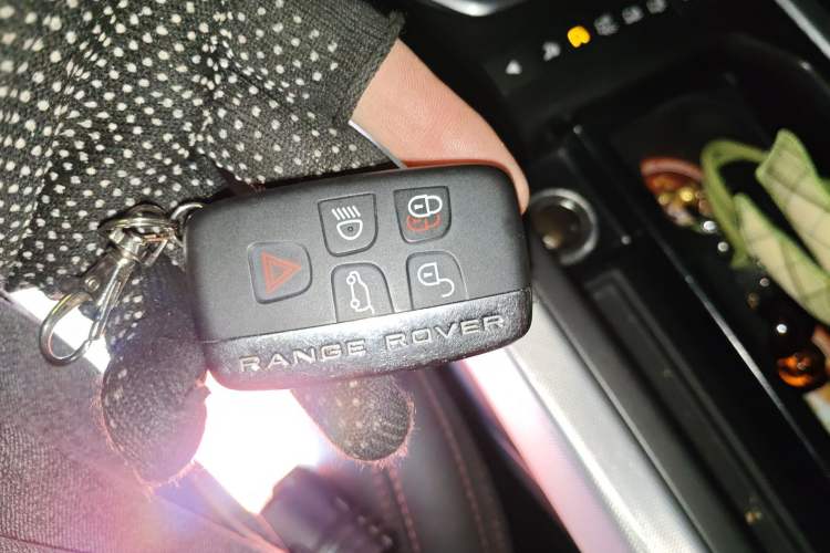 Used Land Rover Range Evoque 2012 2.0T 5-Door Ignite Edition Vehicle Key