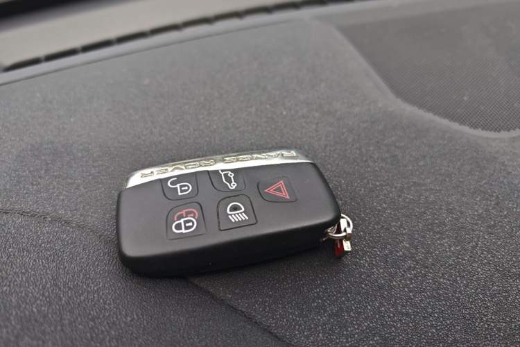 Used Land Rover Range Evoque 2012 2.0T 5-Door Ignite Edition Vehicle Key
