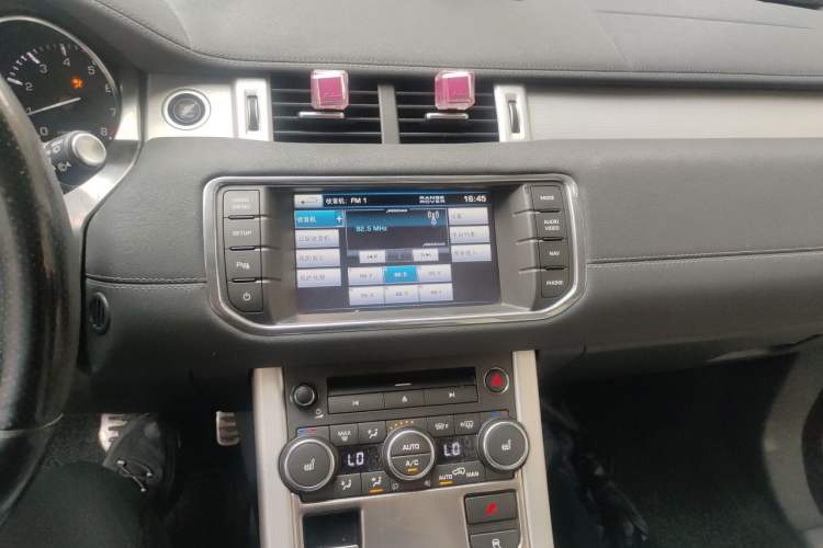 Used Land Rover Range Evoque 2012 2.0T 5-Door YAOZHI Version Audio And AC Panel