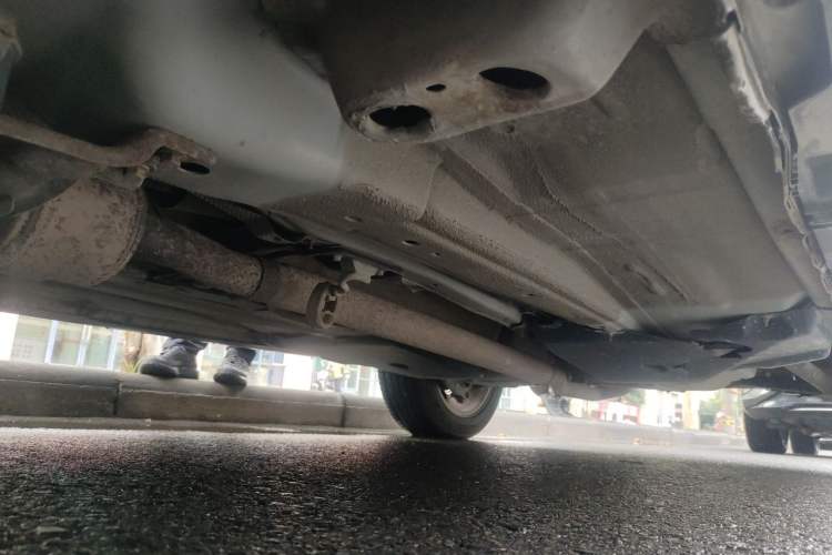 Used Land Rover Range Evoque 2012 2.0T 5-Door YAOZHI Version Chassis Front Left