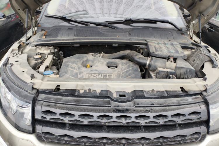 Used Land Rover Range Evoque 2012 2.0T 5-Door YAOZHI Version Engine Bay