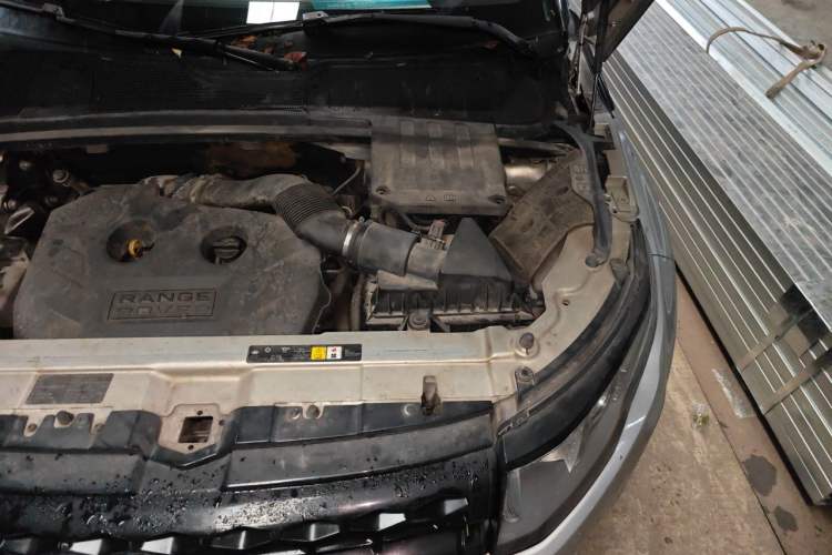 Used Land Rover Range Evoque 2012 2.0T 5-Door Ignite Edition Engine Bay Left