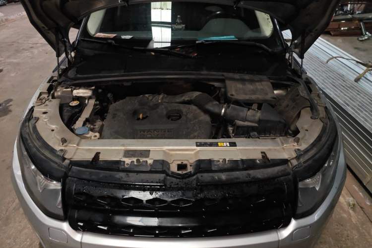 Used Land Rover Range Evoque 2012 2.0T 5-Door Ignite Edition Engine Bay