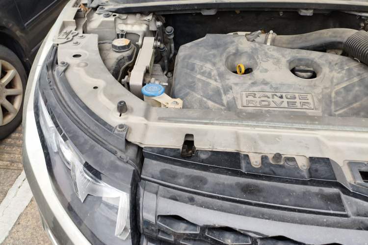 Used Land Rover Range Evoque 2012 2.0T 5-Door YAOZHI Version Engine Bay Right