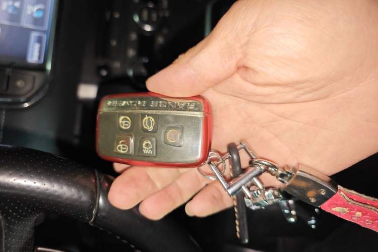 Used Land Rover Range Evoque 2012 2.0T 5-Door Ignite Edition Vehicle Key