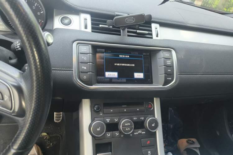 Used Land Rover Range Evoque 2012 2.0T 5-Door Ignite Edition Audio And AC Panel
