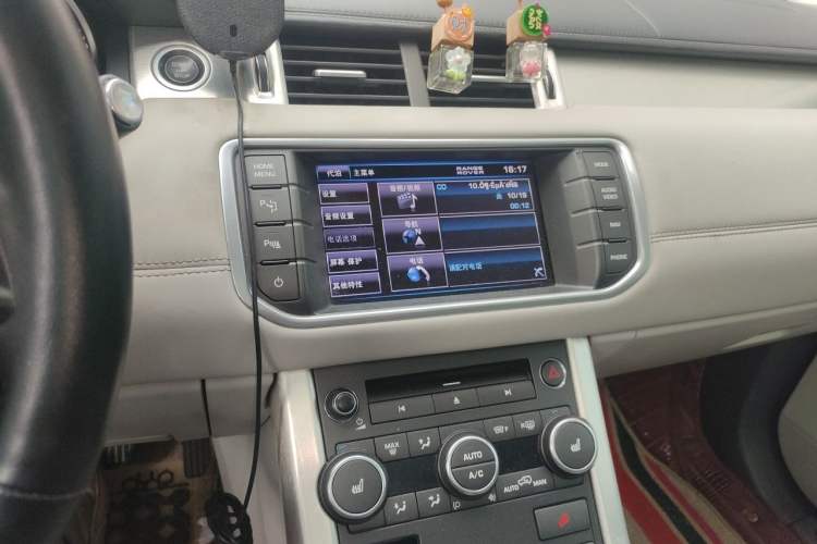 Used Land Rover Range Evoque  Audio And AC Panel