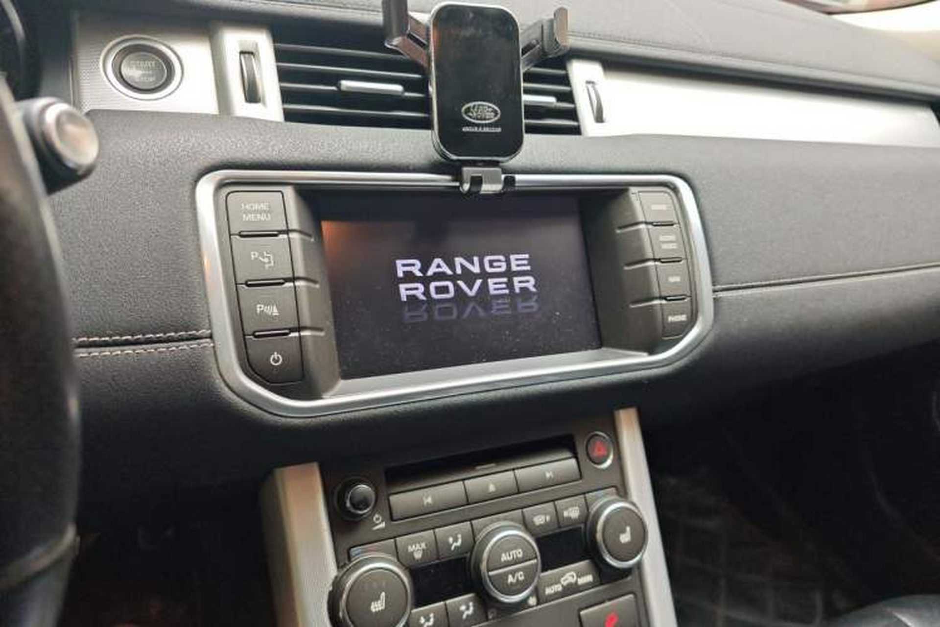 Used Land Rover Range Evoque 2012 2.0T 5-Door Ignite Edition Audio And AC Panel