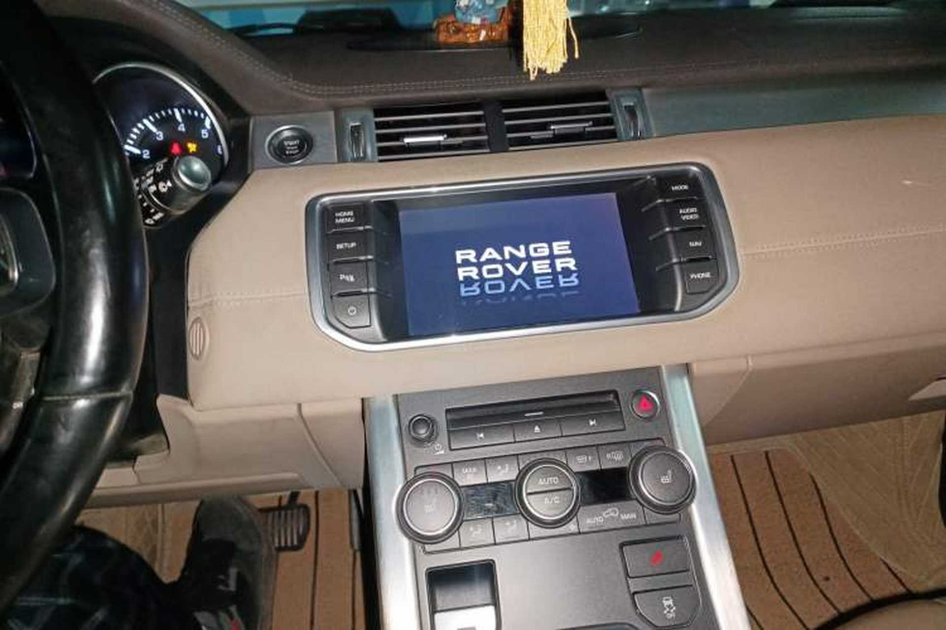 Used Land Rover Range Evoque 2012 2.0T 5-Door YAOZHI Version Audio And AC Panel