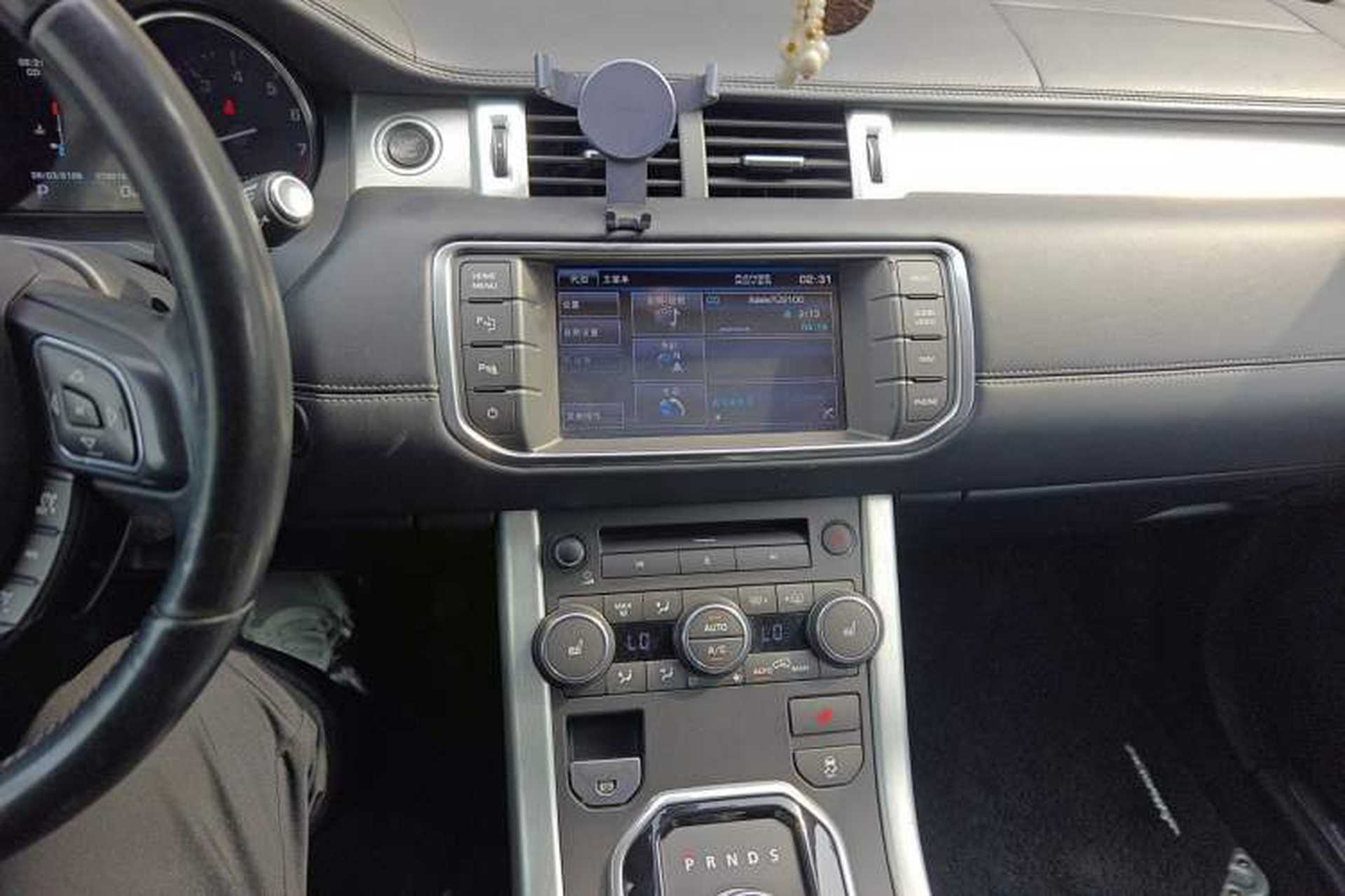 Used Land Rover Range Evoque 2012 2.0T 5-Door Ignite Edition Audio And AC Panel