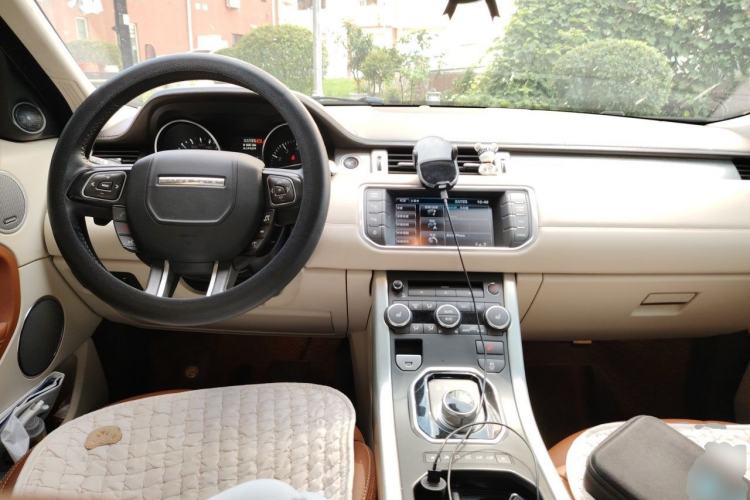Used Land Rover Range Evoque 2012 2.0T 5-Door YAOZHI Version Center Console