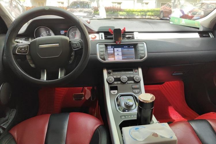 Used Land Rover Range Evoque 2012 2.0T 5-Door Ignite Edition Center Console