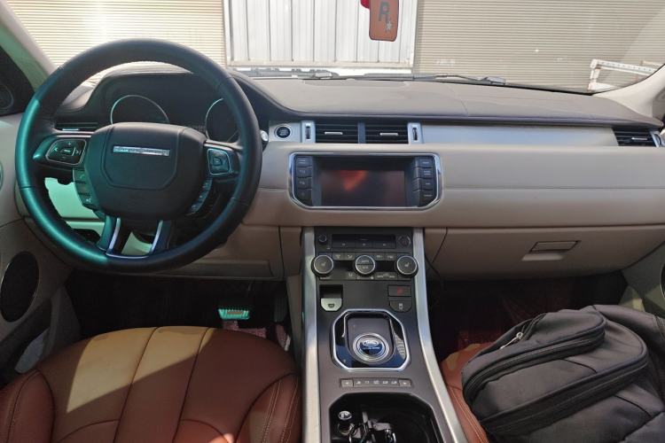 Used Land Rover Range Evoque 2012 2.0T 5-Door YAOZHI Version Center Console