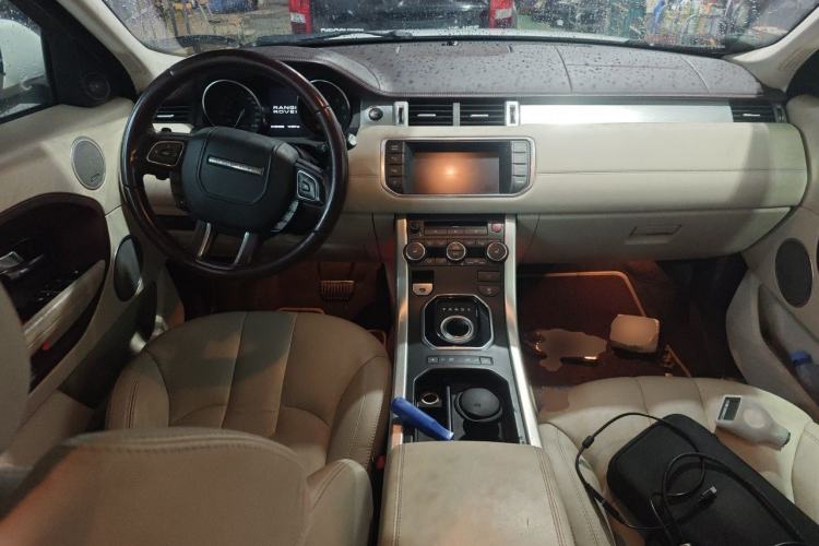 Used Land Rover Range Evoque 2012 2.0T 5-Door YAOZHI Version Center Console