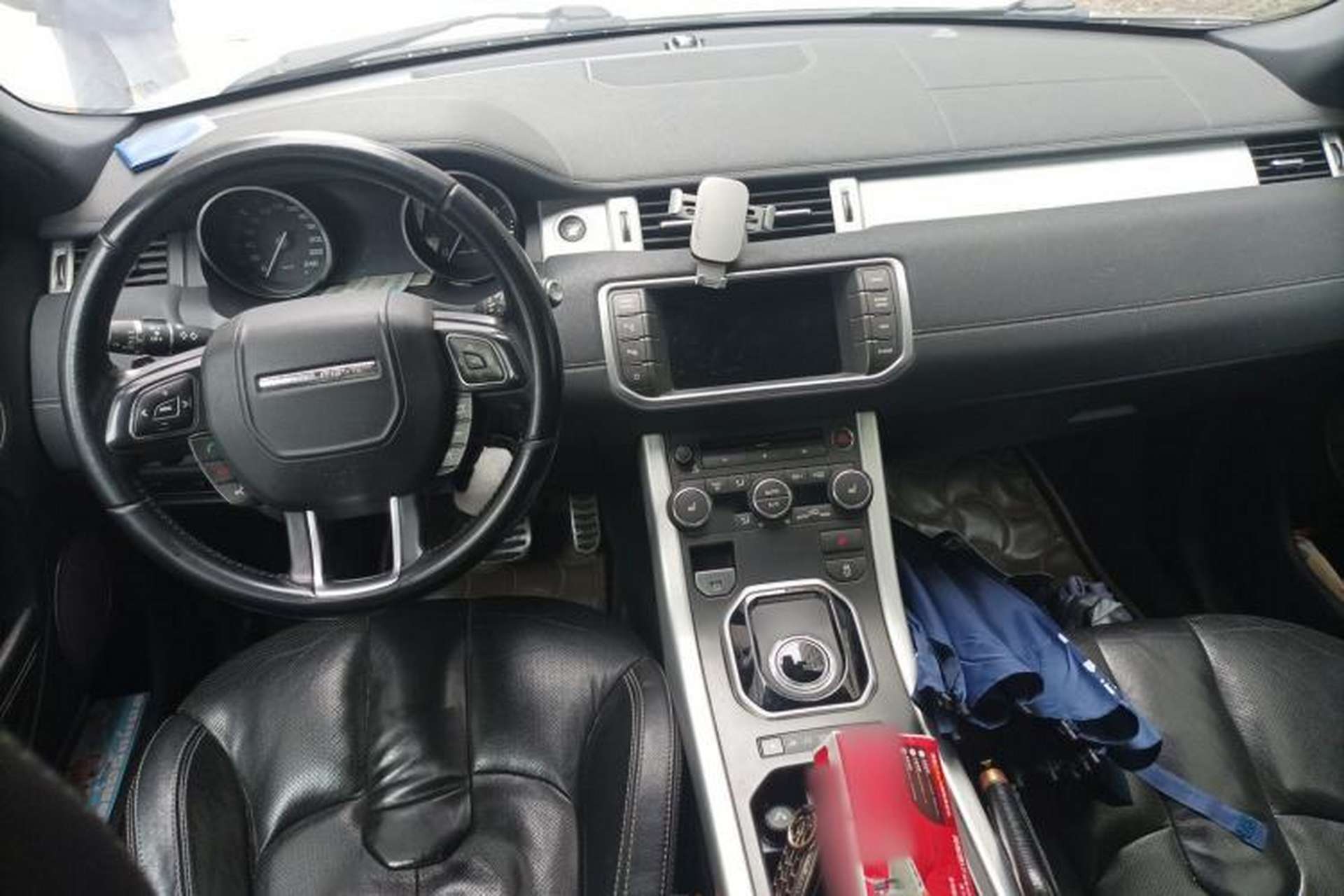 Used Land Rover Range Evoque 2012 2.0T 5-Door Ignite Edition Center Console