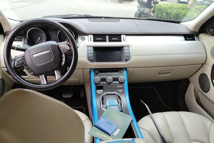 Used Land Rover Range Evoque 2012 2.0T 5-Door YAOZHI Version Center Console
