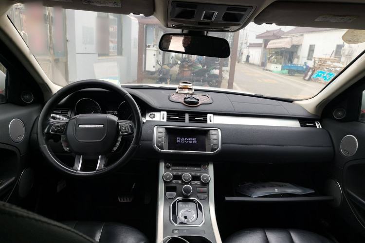 Used Land Rover Range Evoque 2012 2.0T 5-Door YAOZHI Version Center Console