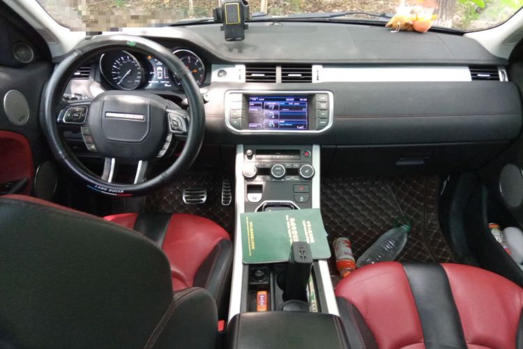 Used Land Rover Range Evoque 2012 2.0T 5-Door Ignite Edition Center Console