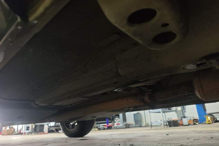 Used Land Rover Range Evoque 2012 2.0T 5-Door YAOZHI Version Chassis Front Right