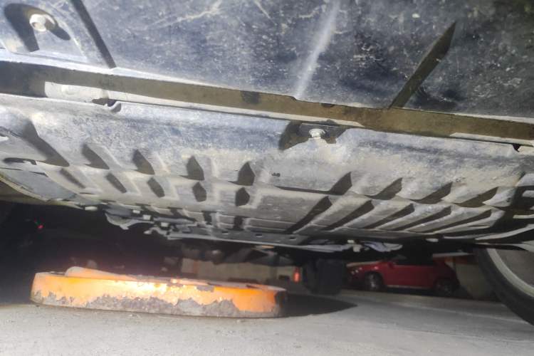 Used Land Rover Range Evoque 2012 2.0T 5-Door Ignite Edition Chassis Front