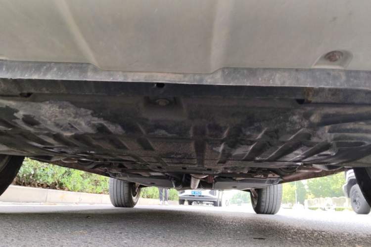 Used Land Rover Range Evoque 2012 2.0T 5-Door YAOZHI Version Chassis Front