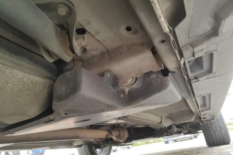 Used Land Rover Range Evoque 2012 2.0T 5-Door Ignite Edition Chassis Rear Right