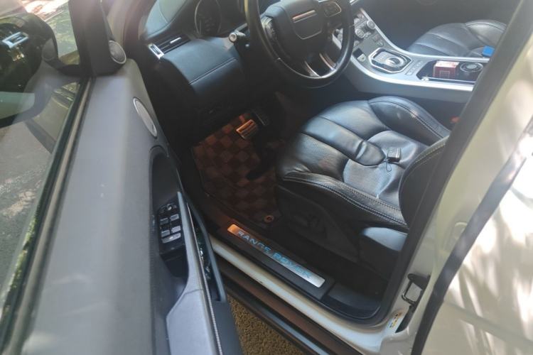 Used Land Rover Range Evoque 2012 2.0T 5-Door Ignite Edition Driver Seat
