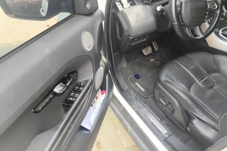 Used Land Rover Range Evoque 2012 2.0T 5-Door Ignite Edition Driver Seat