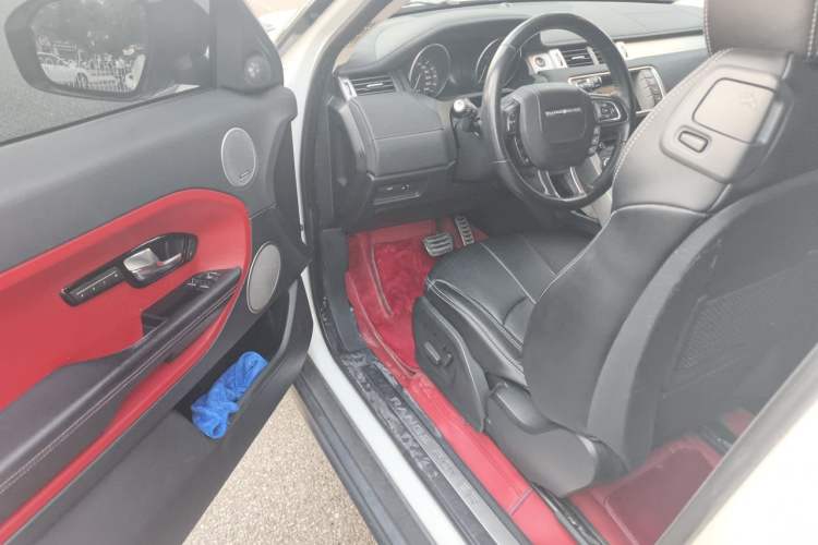 Used Land Rover Range Evoque 2012 2.0T 3-Door Ignite Edition Driver Seat