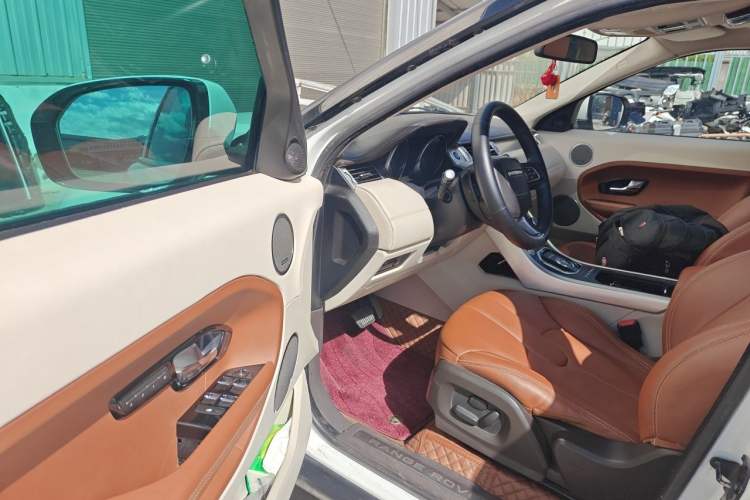 Used Land Rover Range Evoque 2012 2.0T 5-Door YAOZHI Version Driver Seat