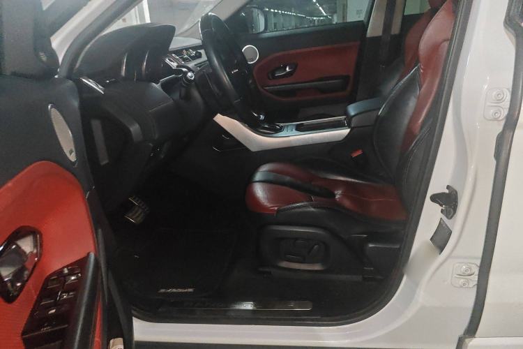 Used Land Rover Range Evoque 2012 2.0T 5-Door Ignite Edition Driver Seat