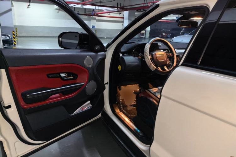 Used Land Rover Range Evoque 2012 2.0T 5-Door Ignite Edition Driver Seat