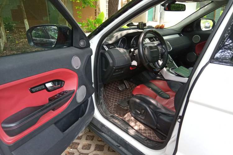 Used Land Rover Range Evoque 2012 2.0T 5-Door Ignite Edition Driver Seat