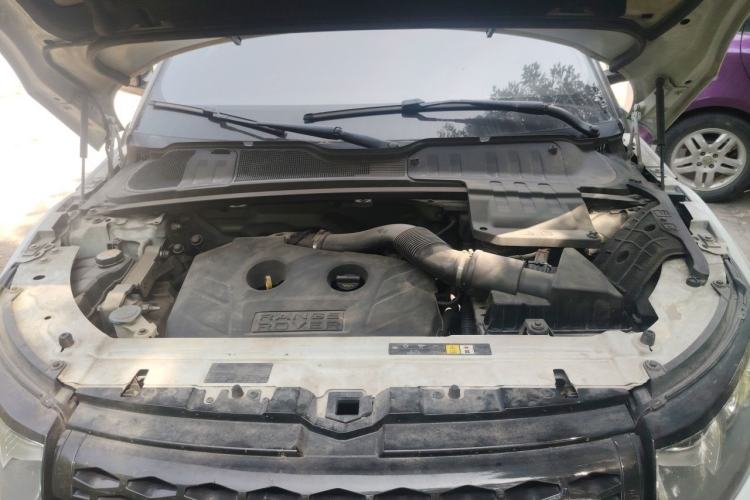 Used Land Rover Range Evoque 2012 2.0T 5-Door Ignite Edition Engine Bay