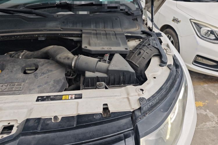 Used Land Rover Range Evoque 2012 2.0T 5-Door Ignite Edition Engine Bay Left