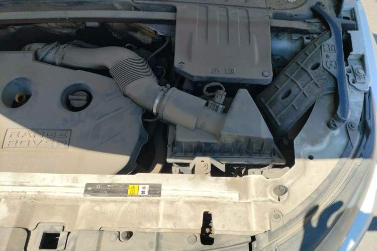 Used Land Rover Range Evoque 2012 2.0T 5-Door YAOZHI Version Engine Bay Left