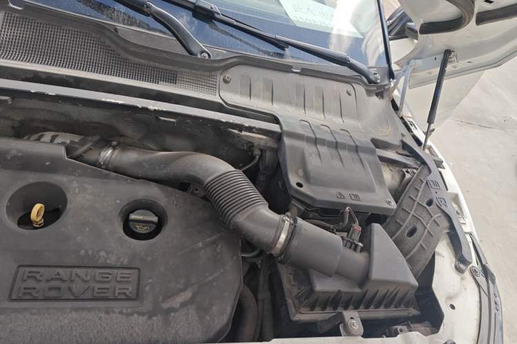 Used Land Rover Range Evoque 2012 2.0T 5-Door YAOZHI Version Engine Bay Left