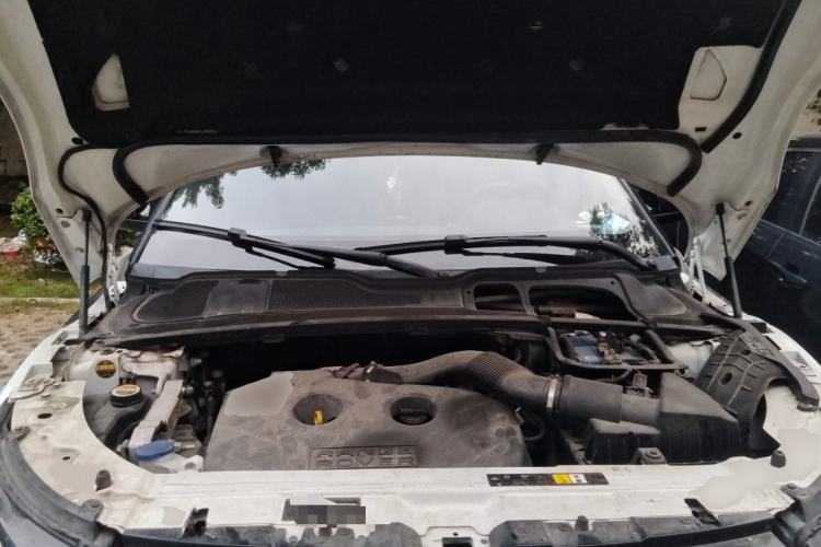 Used Land Rover Range Evoque 2012 2.0T 5-Door Ignite Edition Engine Bay
